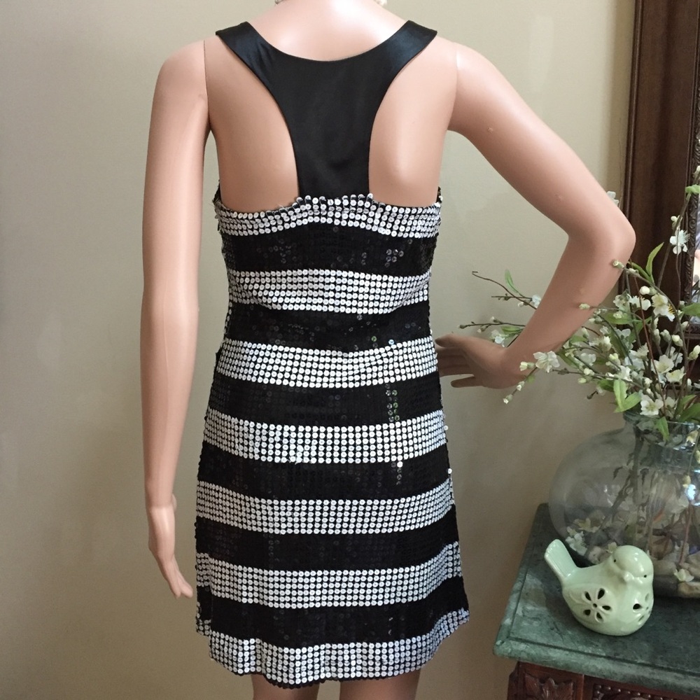 Gorgeous CeCico Sequined Dress, Size M, EUC - Picture 6 of 7